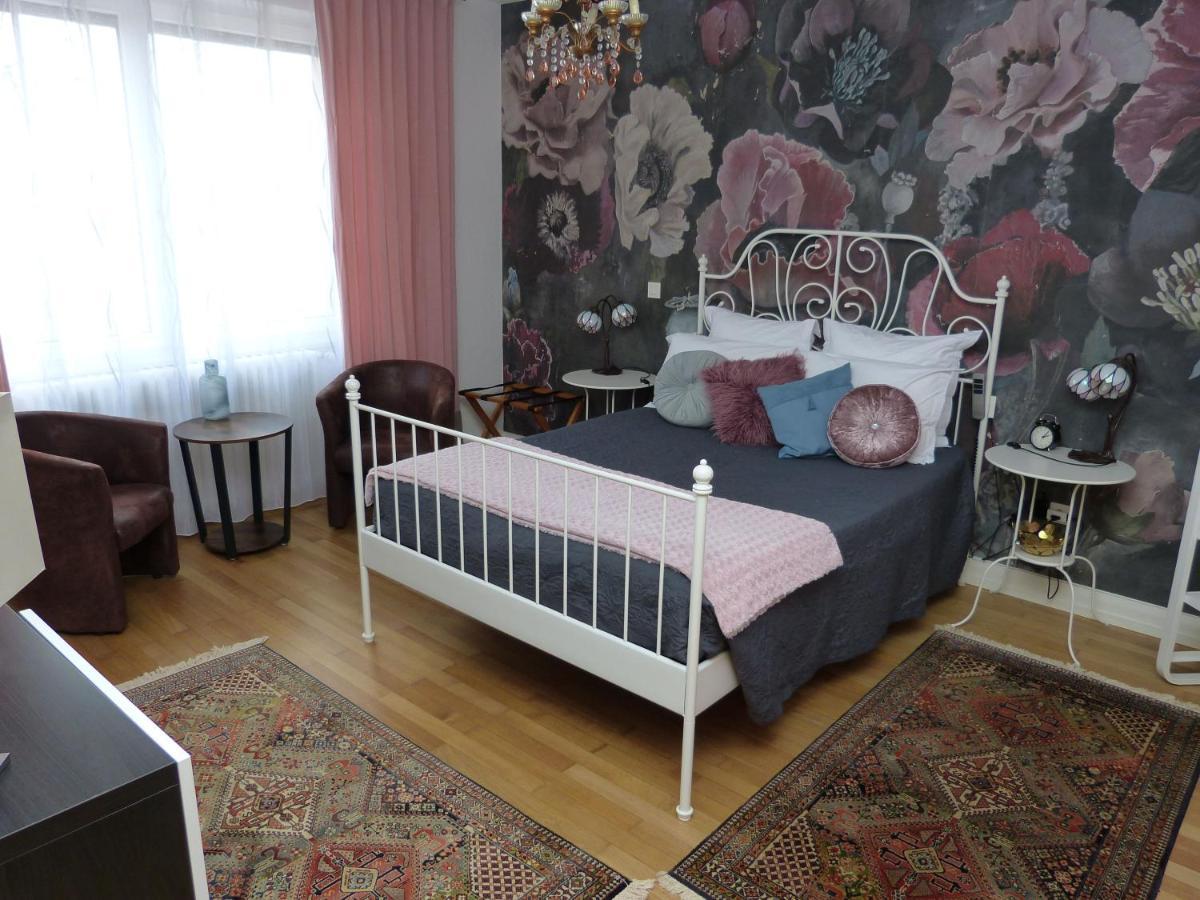 אוסטהיים B&B "Villa Fink" מראה חיצוני תמונה